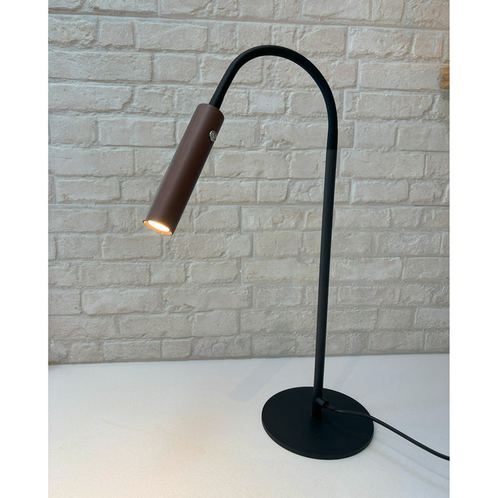 Spotlight Table Lamp with Adjustable Head